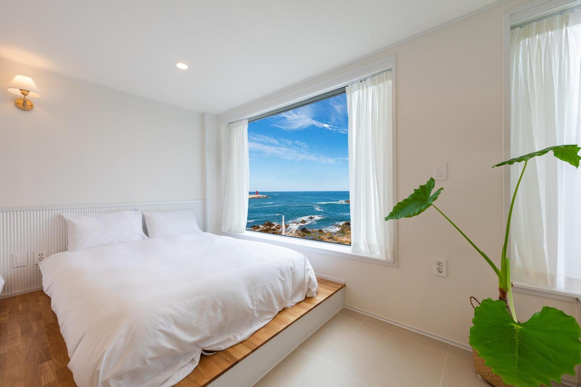 Gangneung Hue Pension Ocean View, Spa, Couple Quarto foto